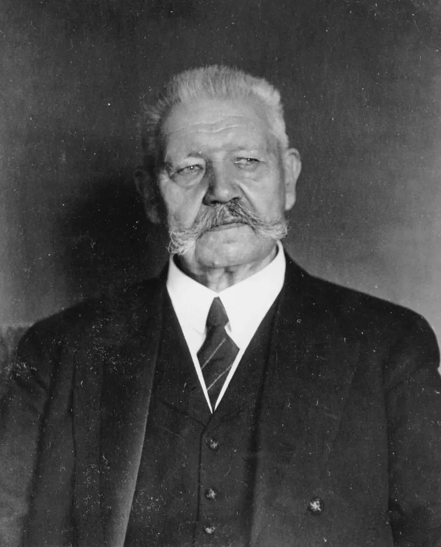 La carte Paul von Hindenburg