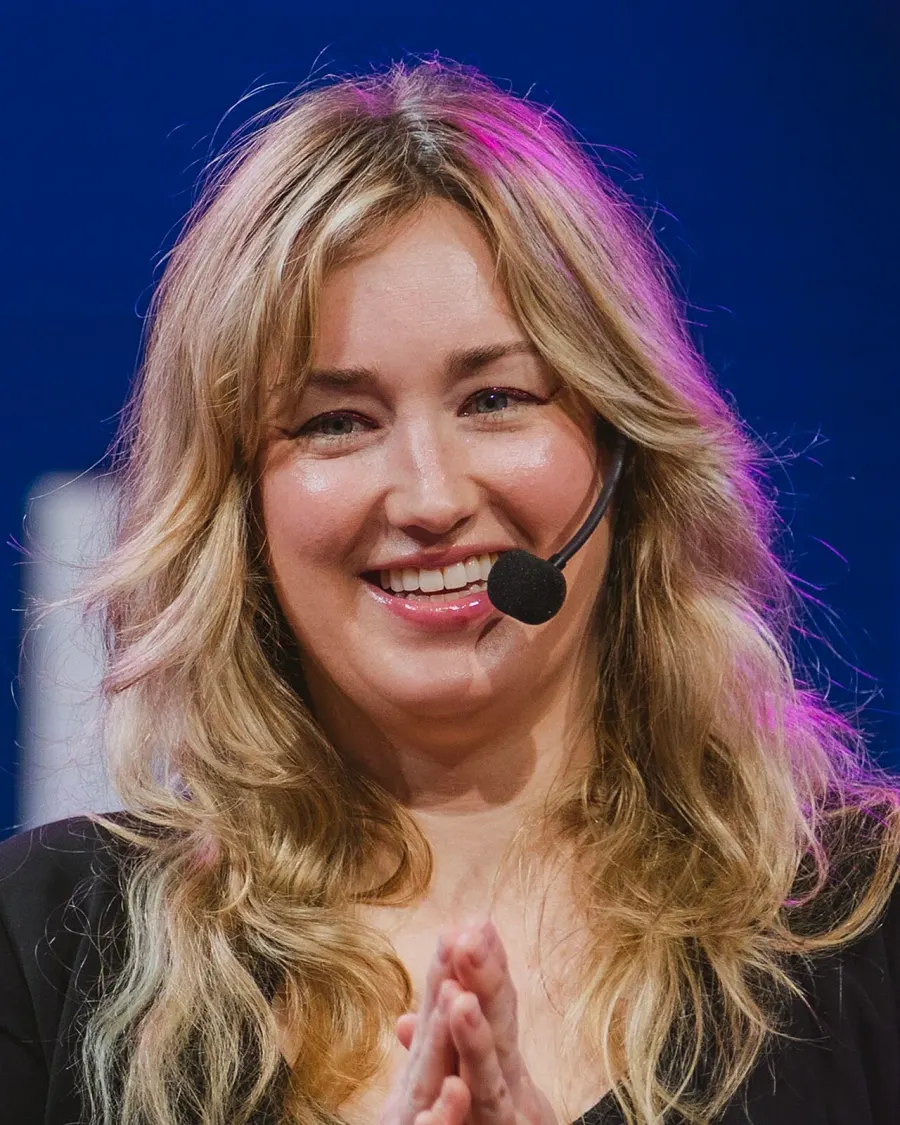 La carte Ashley Johnson