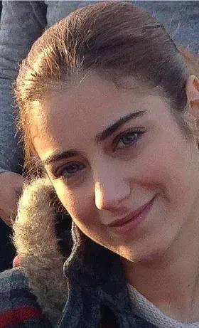 La carte Hazal Kaya