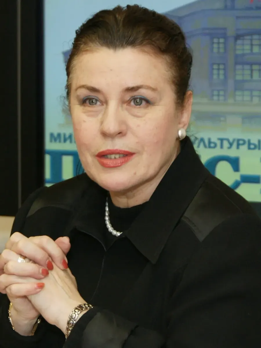 The Valentina Tolkunova card