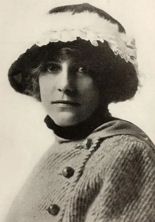 The Linda Arvidson card