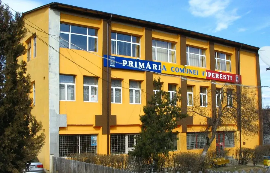 The Viperești card