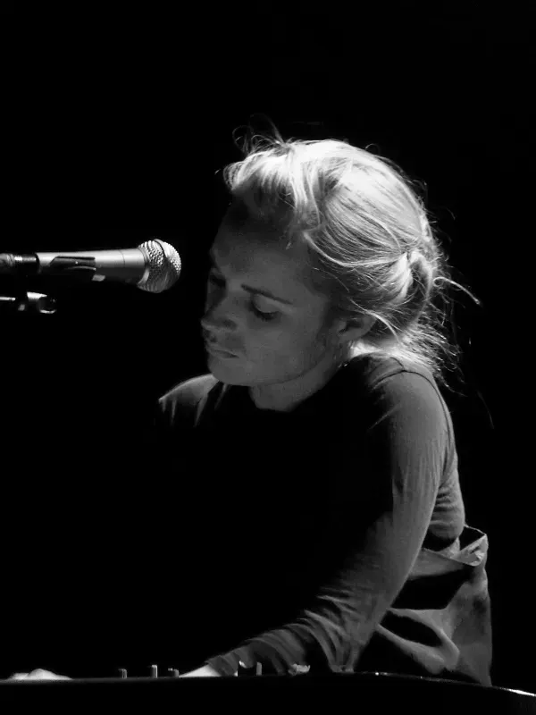 The Agnes Obel card