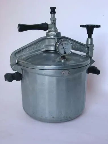 The Pressure cooker card