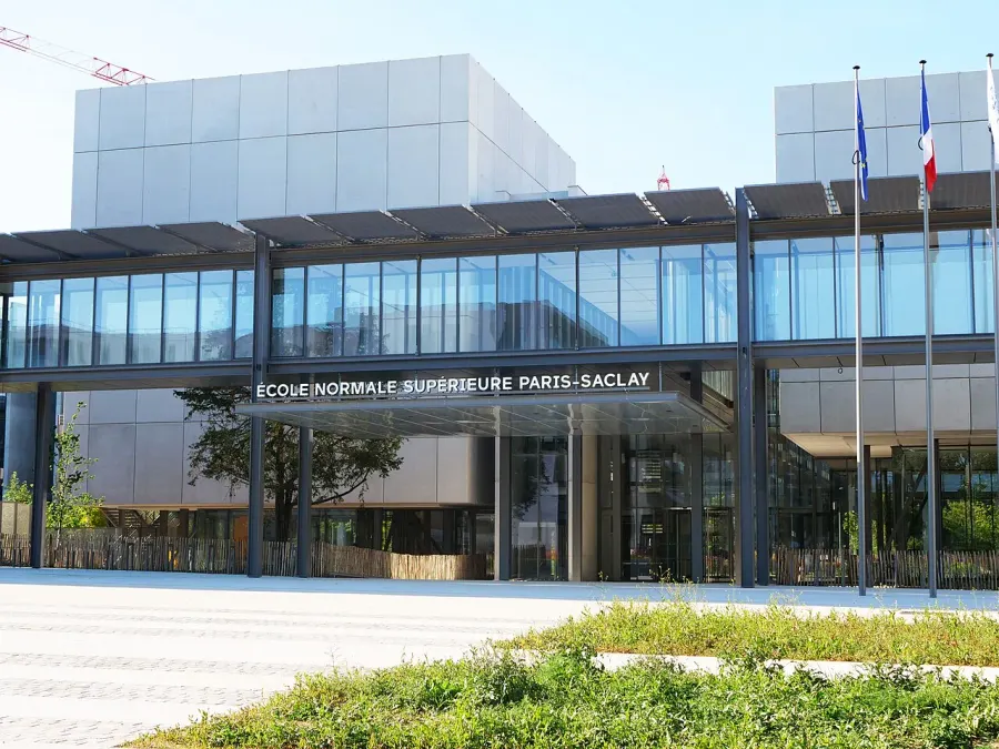 The École normale supérieure Paris-Saclay card