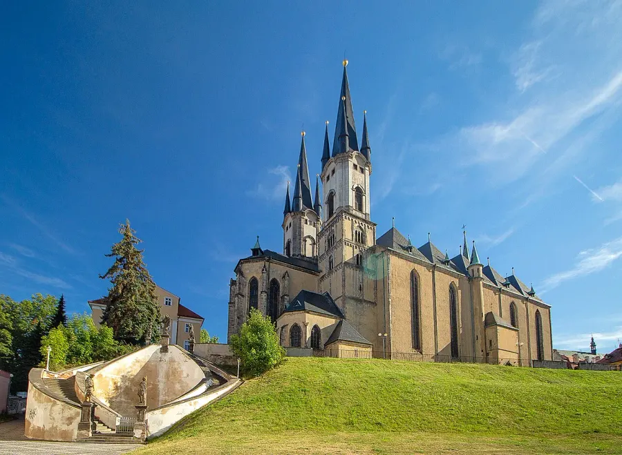 La carte Église Saint-Nicolas-et-Sainte-Élisabeth d'Egra