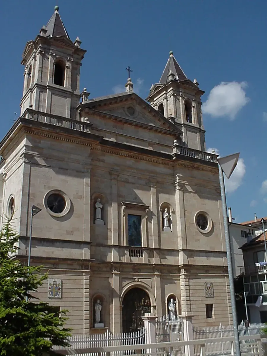 La carte Basilique Saint-Ange d'Acri