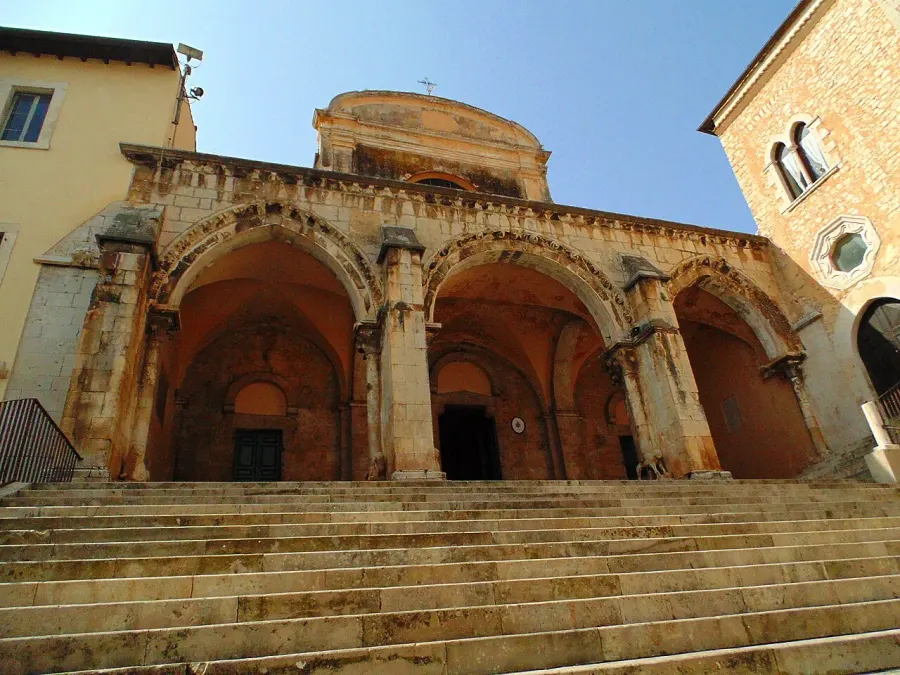 La carte Cathédrale de Priverno