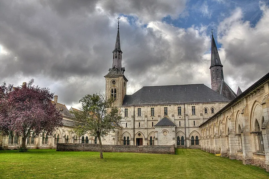 The Chartreuse Notre-Dame des Prés card