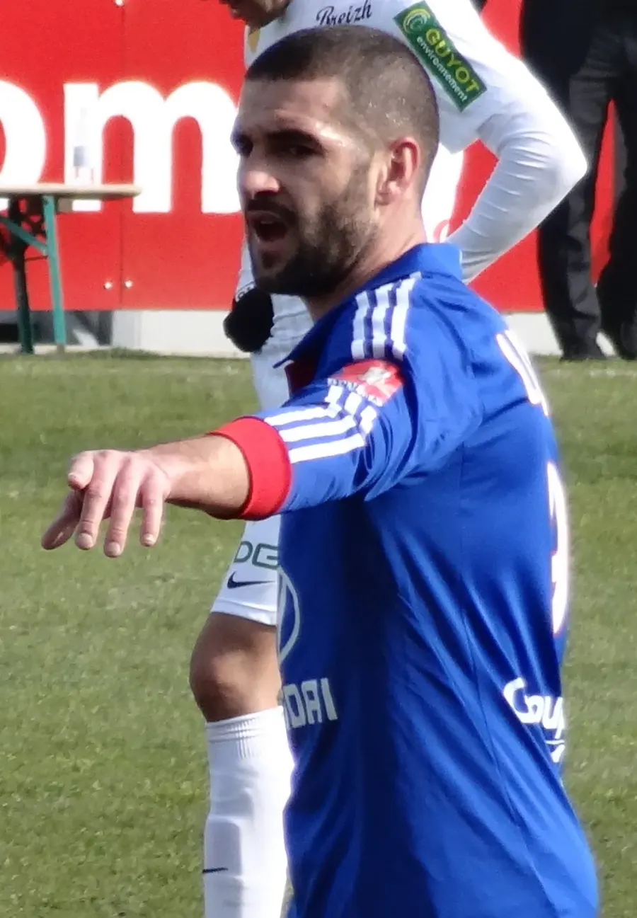 The Lisandro López card