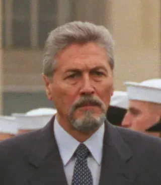 La carte Emil Constantinescu