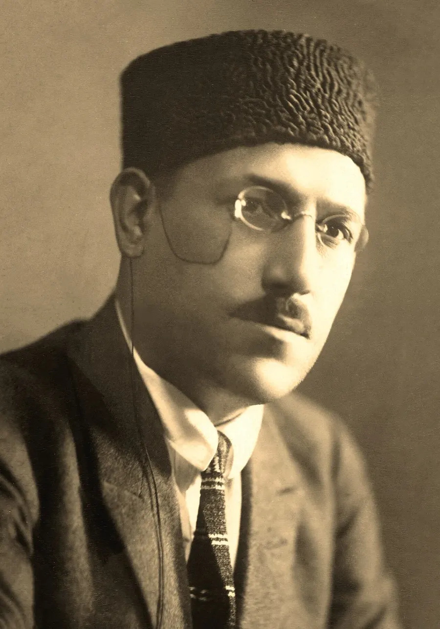The Huseyn Javid card