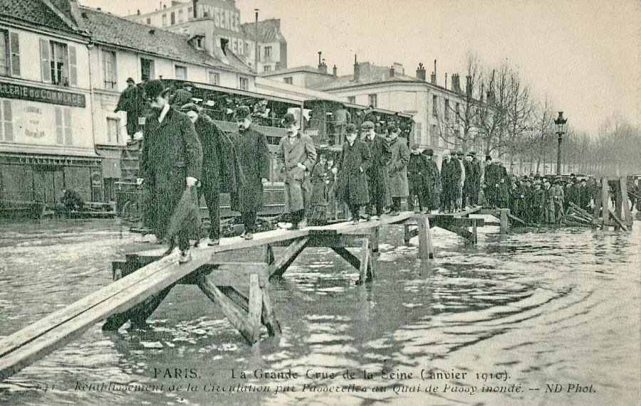 The 1910 Great Flood of Paris card
