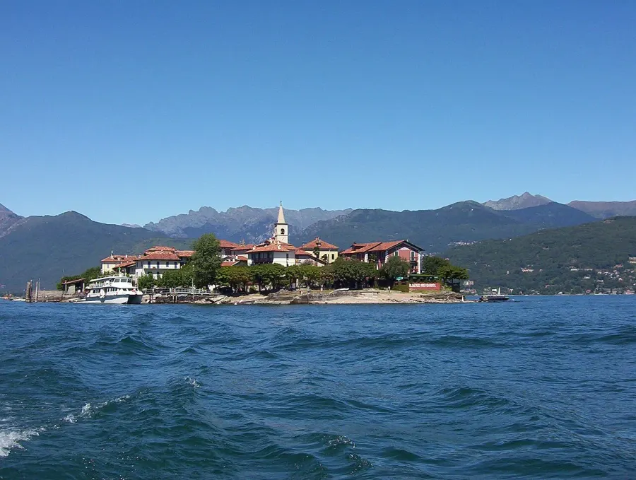 The Isola dei Pescatori card