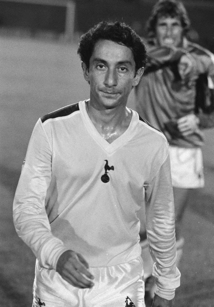 The Osvaldo Ardiles card