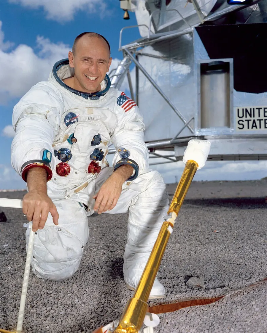 The Alan Bean card