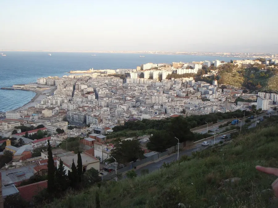 The Bab El Oued card