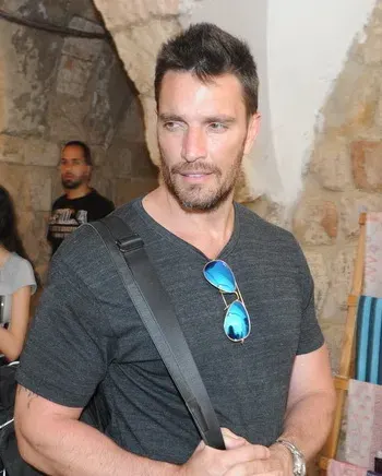 La carte Julián Gil