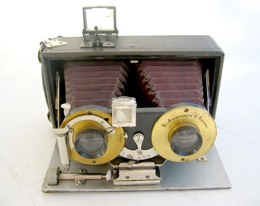The Stereo camera card