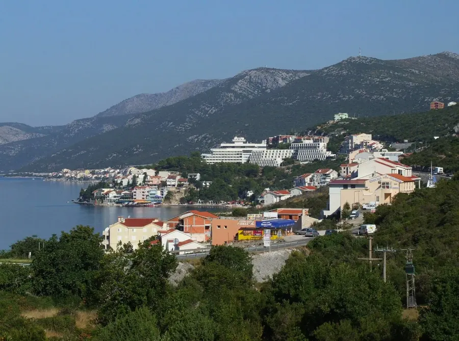 La carte Neum