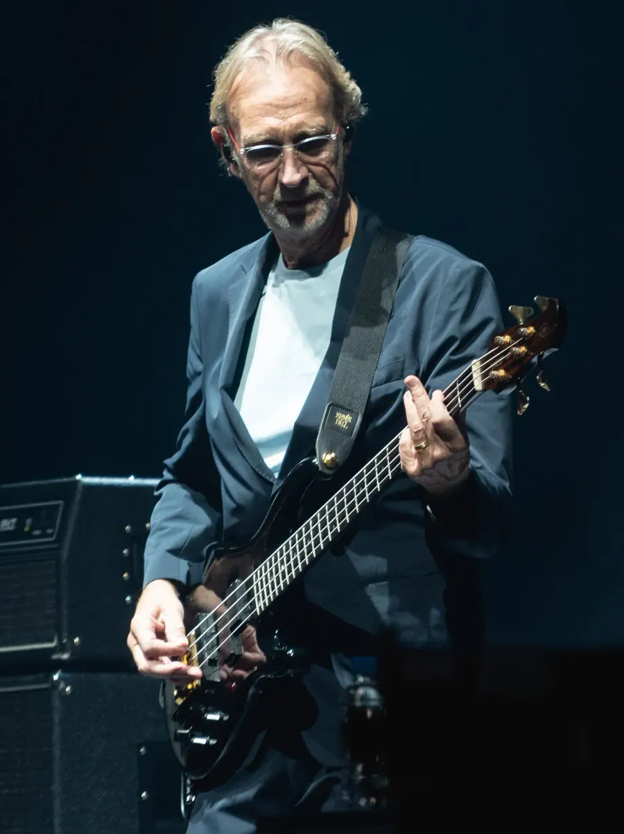 The Mike Rutherford card