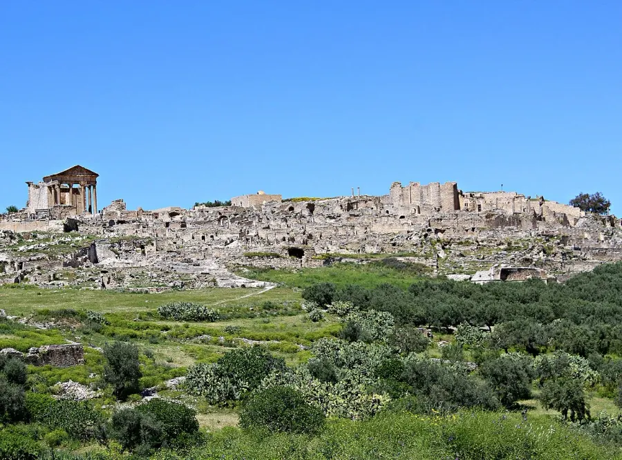 The Dougga card