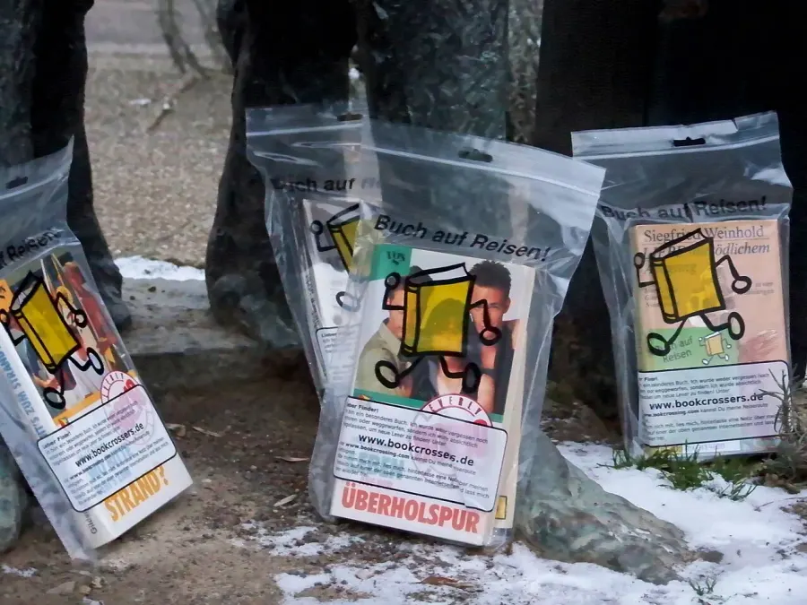 The BookCrossing card