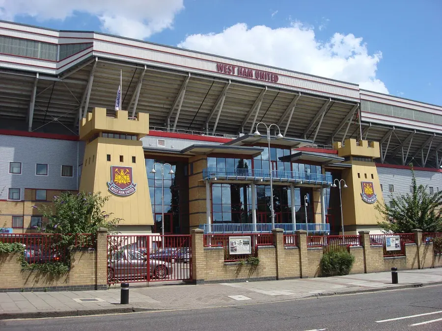 The Boleyn Ground card
