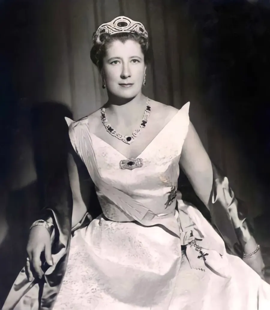 The Infanta Alicia, Duchess of Calabria card
