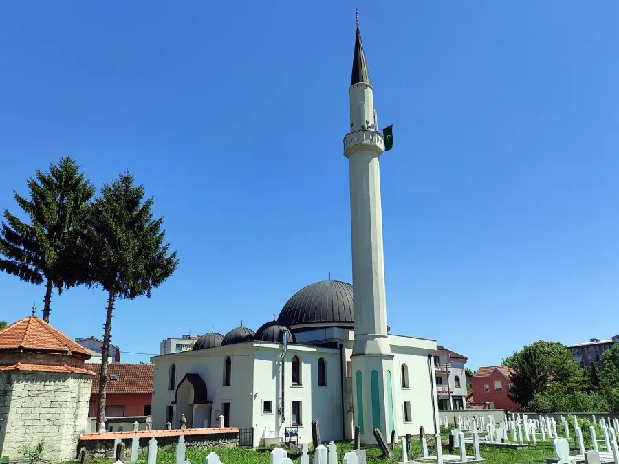 The Mosquée de Gazanfer-bey card