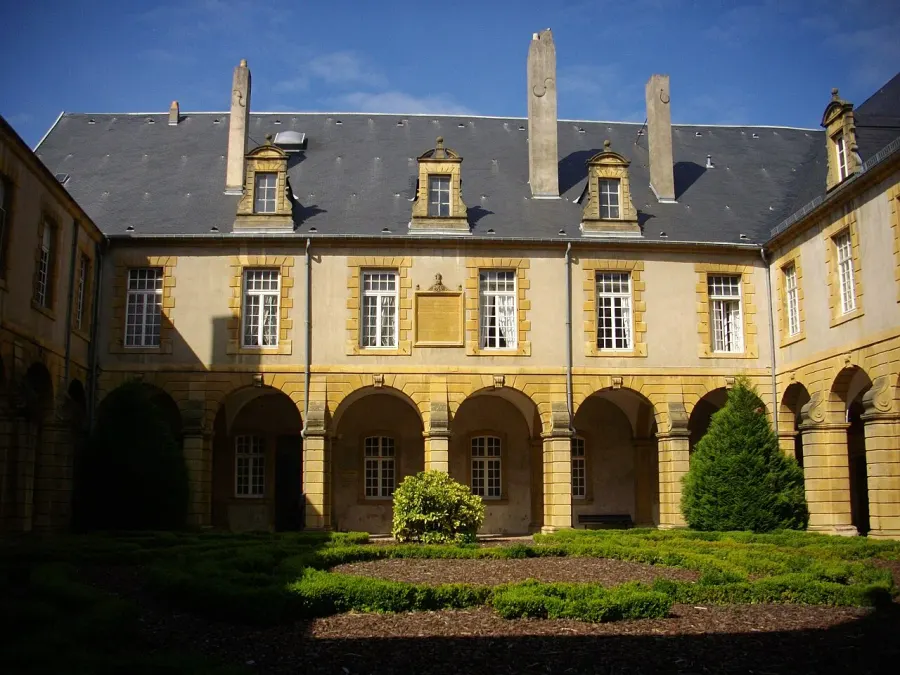 La carte Abbaye de Saint-Arnould
