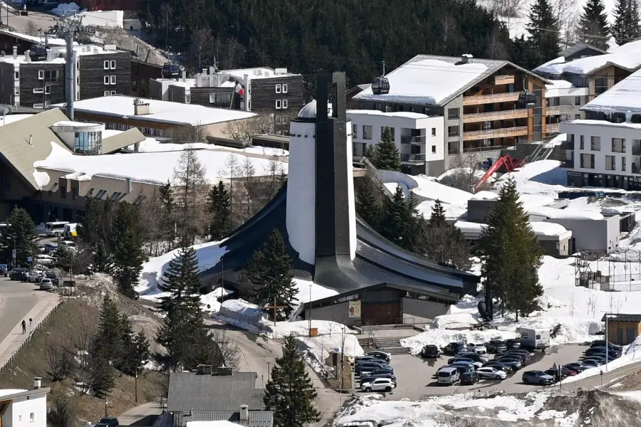 The Notre-Dame des Neiges, L'Alpe d'Huez card