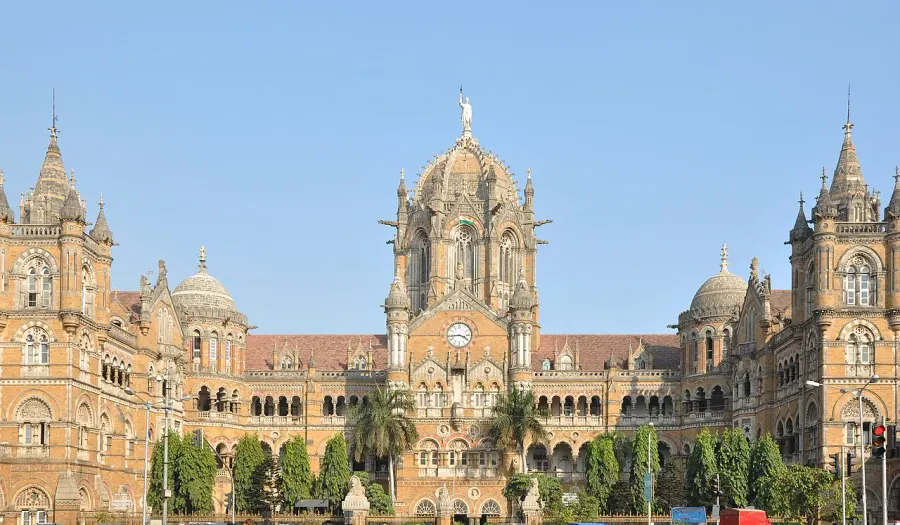 The Indo-Saracenic architecture card