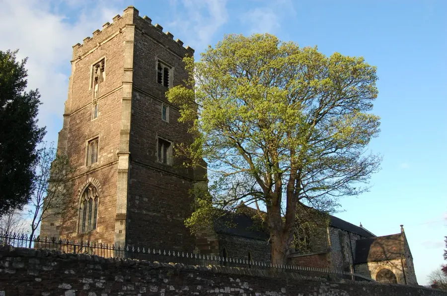 La carte Cathédrale Saint-Woolo de Newport