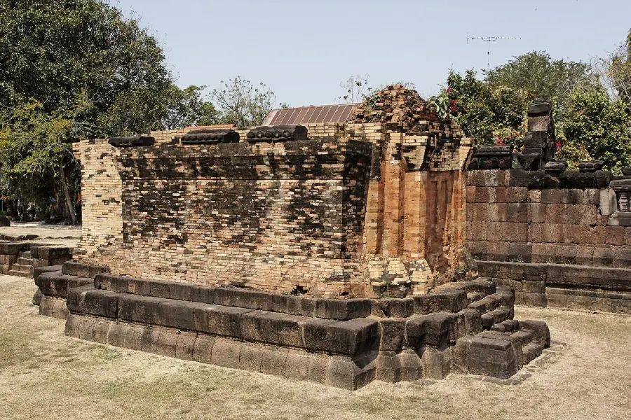 The Prasat Sa Kamphaeng Yai card