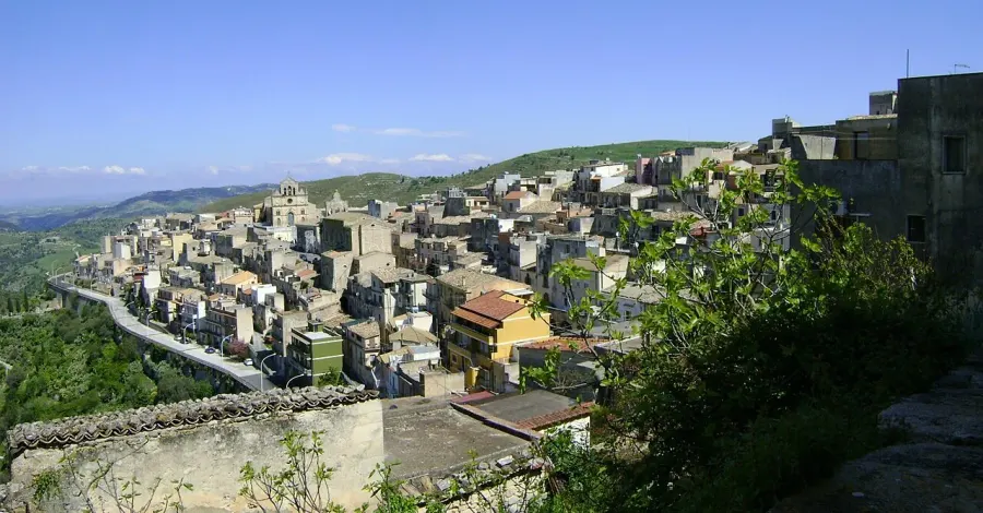 The Monterosso Almo card