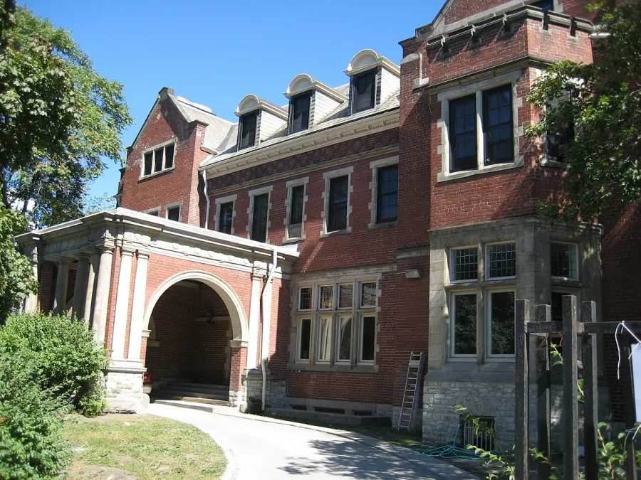 La carte Regis College