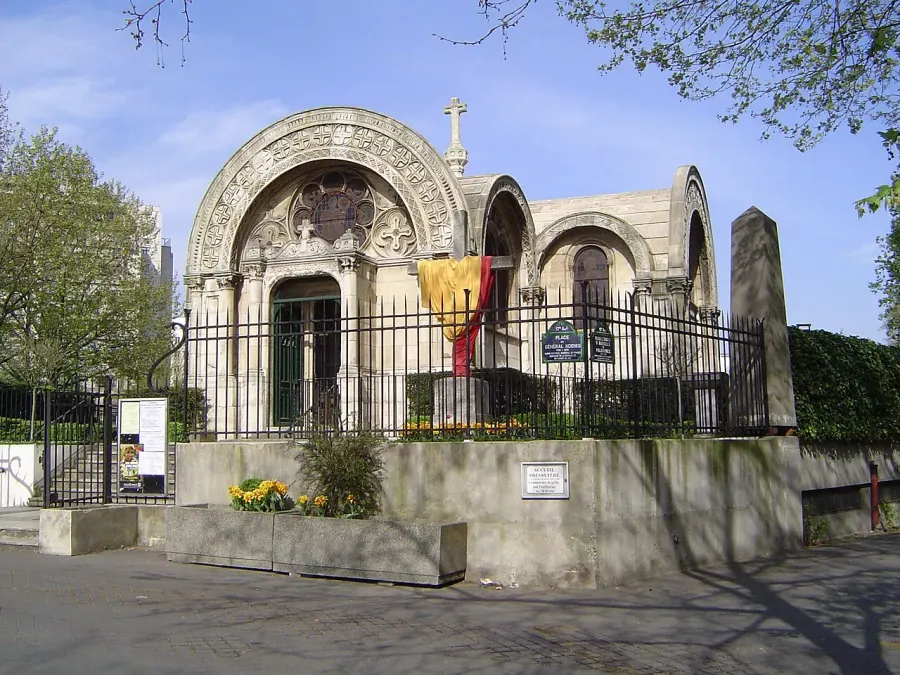 The Notre-Dame-de-la-Compassion, Paris card