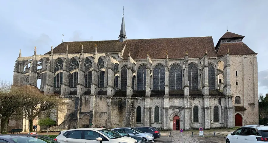 The Église Saint-Pierre de Chartres card