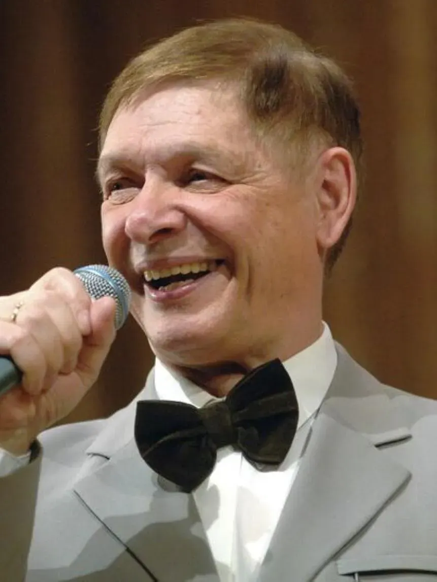 La carte Édouard Khil