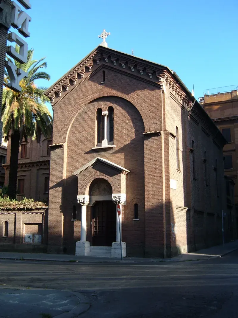 The Église Santa Maria Regina dei Cuori card