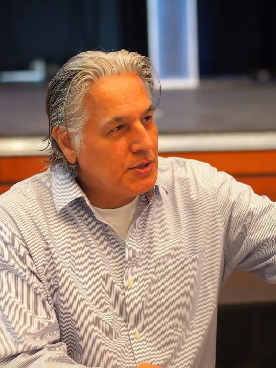 La carte Robert Beltran