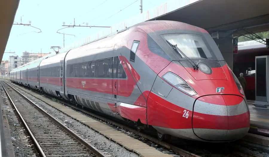 The Frecciarossa 1000 card