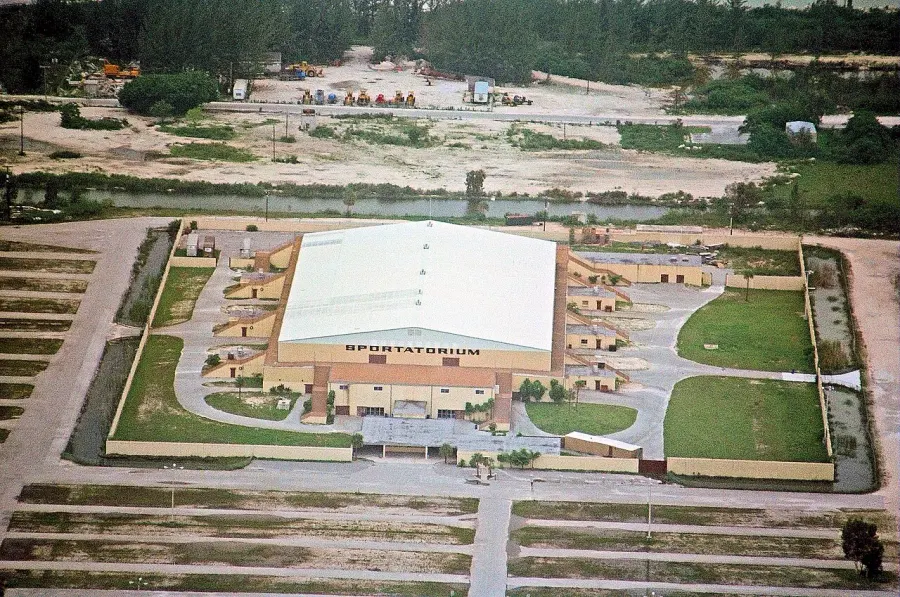 The Pembroke Pines, Florida card