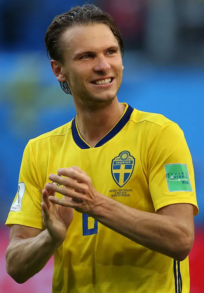 The Albin Ekdal card