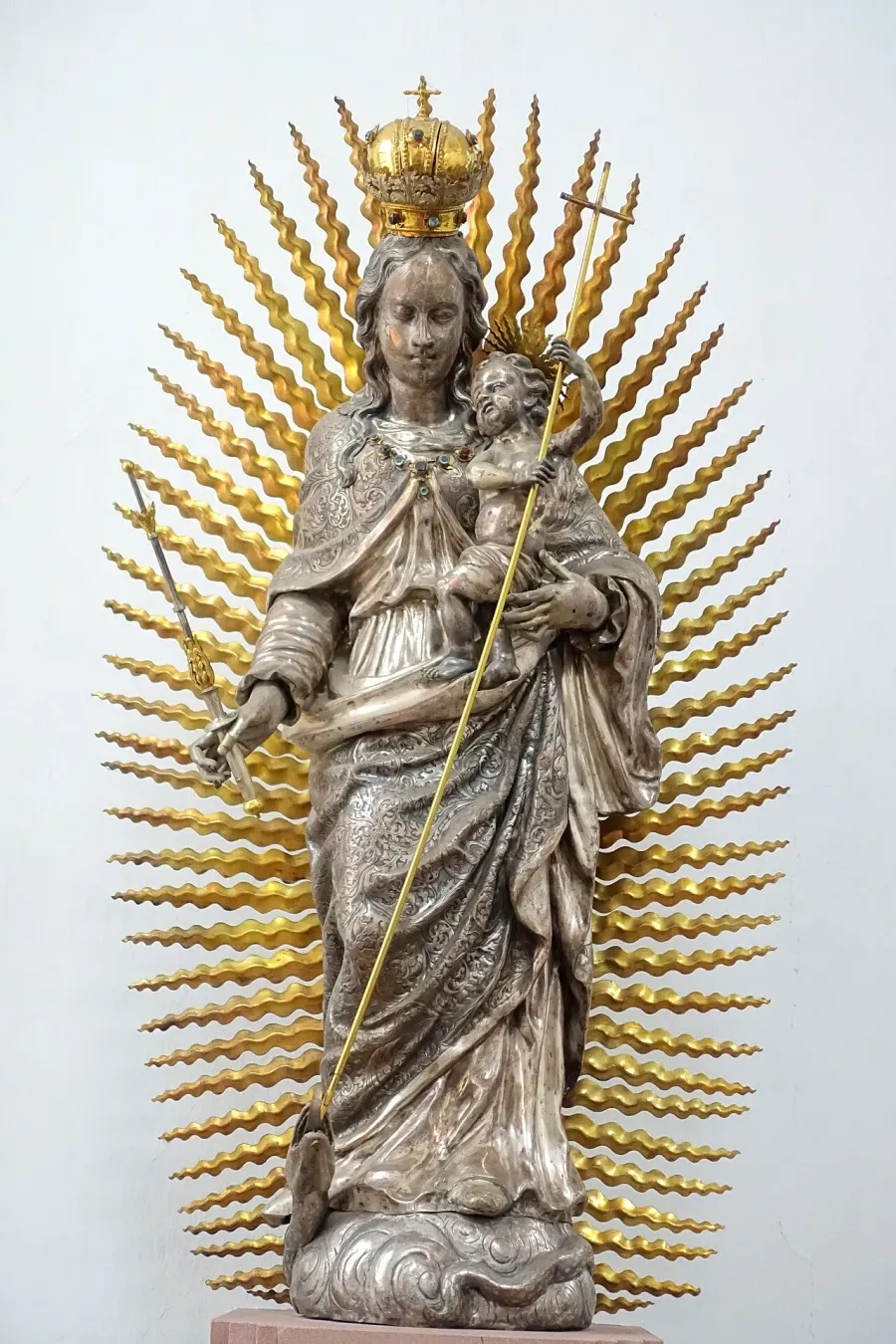The Aureola card