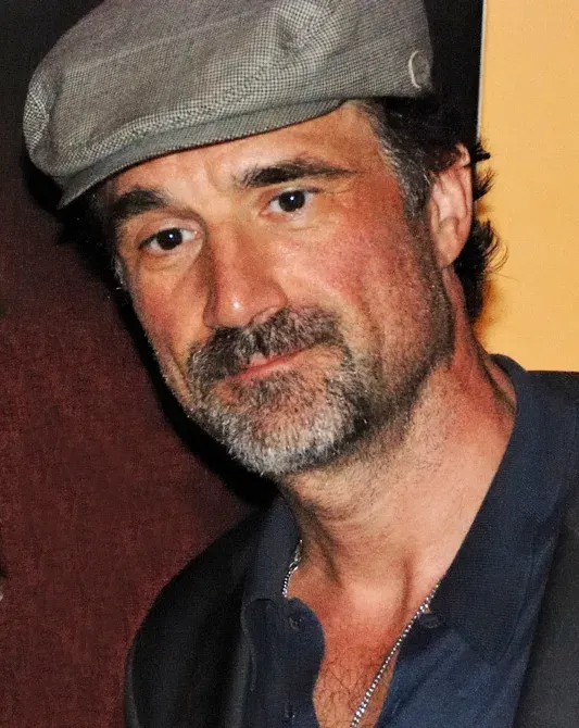 La carte Elias Koteas