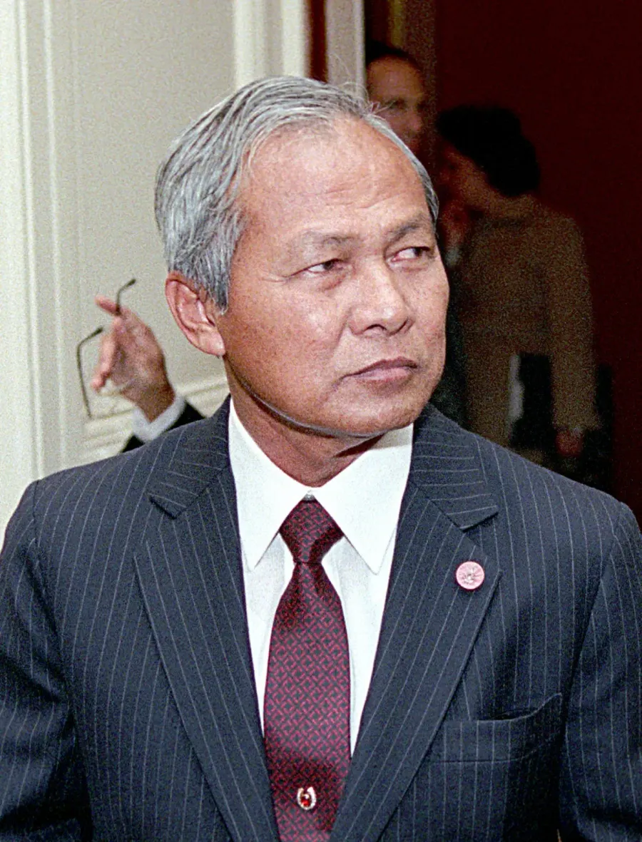 The Prem Tinsulanonda card
