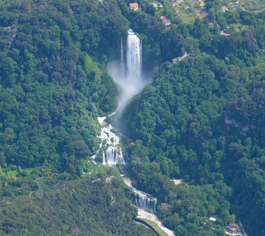 La carte Cascade des Marmore