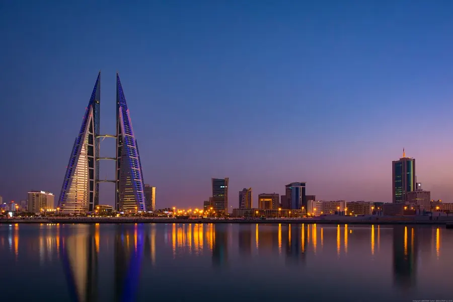 The Manama card